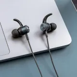 sluchawki-gjby-bluetooth-ca-115-biale-certyfikat-ce