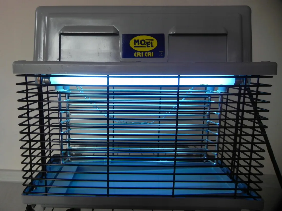 lampa-razaca-cri-cri-309