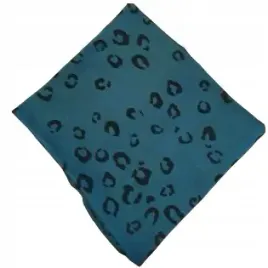 komin-cetki-na-butelkowej-zieleni