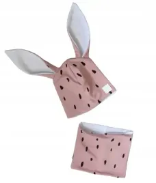 czapka-krolik-i-komin-plamki-na-rozu
