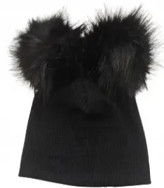 czapka-dzianina-swetrowa-z-pomponami-czarna