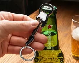 otwieracz-gitara-elektryczna-z-magnesem-czarny