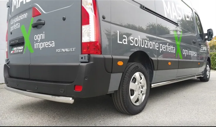 orurowanie-stopnie-boczne-renault-master-l3-2010-stan-nowy