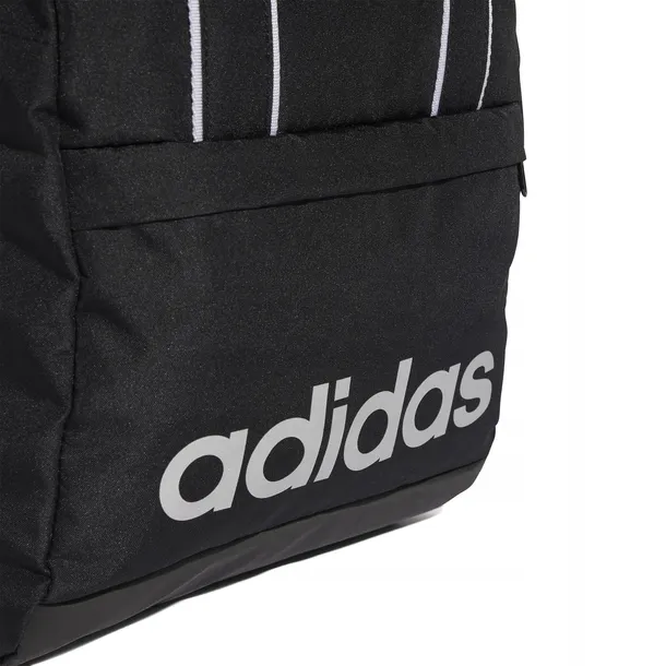 plecak-czarny-adidas-essentials-linear-je5646-model-w-l-ess-bp-s