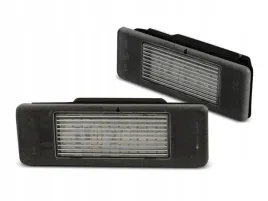 nissan-juke-qshqai-note-x-trail-lampki-led-tablicy-rejestracji