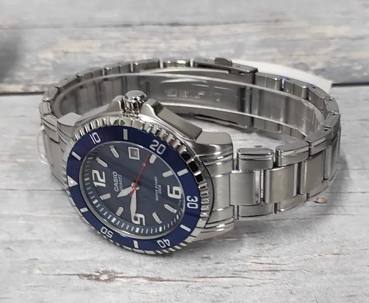 zegarek-casio-diver-mtd-1053d-2aves-cechy-dodatkowe-nie-zawiera-niklu