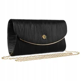 kopertowka-damska-rovicky-z-ekoskory-w-prazki-czarna-z-lancuszkiem