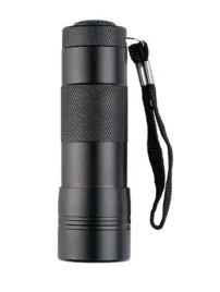 mil-tec-latarka-czarna