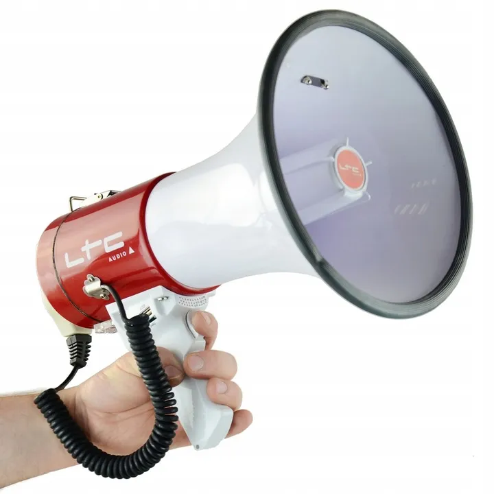 profesjonalny-megafon-50w-usb-sd-mp3-akumulator