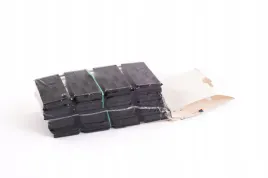 kliny-plastikowe-dylatacyjne-do-montazu-podlog-40-sztuk-polski-produkt