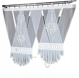 firanka-panelowa-z-dekorem-110x135-woalowa-v-ka-z-azurem-panel-bialy