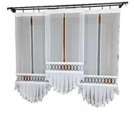 gotowe-firanki-panelowe-z-falbana-i-bialym-azurem-150x60