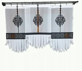 zestaw-paneli-z-ozdobnym-czarnym-azurem-115x60cm