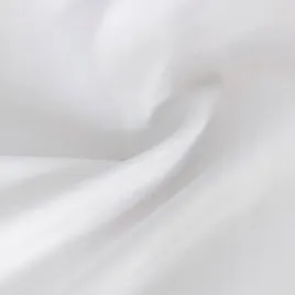 elegancki-obrus-plamoodporny-bialy-140x400cm-brzegi-chmurka-ultrasoniczna