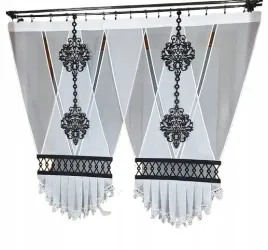 firanka-panelowa-gotowa150x110cm-z-czarnym-dekorem-azurem-i-falbana