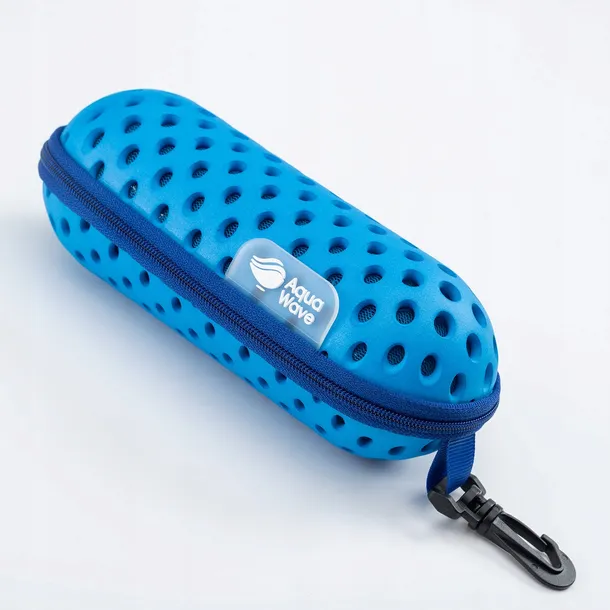 etui-caseo-kolor-dominujacy-niebieski