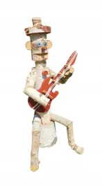 figurka-drewniana-do-ogrodu-brzozy-55cm-gitarzysta