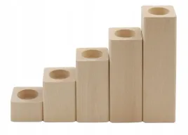 zestaw-swiecznikow-drewnianych-z-zaokraglonymi-bokami-bukowy