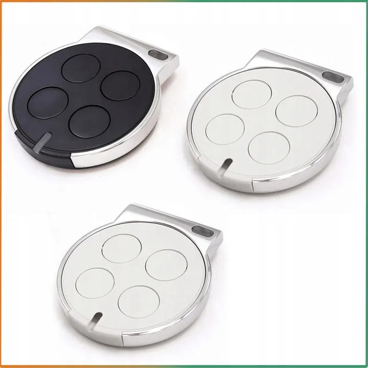 naped-do-bramy-dwuskrzydlowej-zestaw-automat-3-piloty-silownik-wifi-lampa