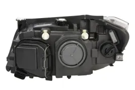 reflektor-swiatel-przednich-044946-val