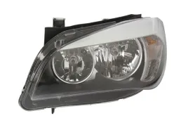 reflektor-swiatel-przednich-044945-val