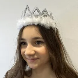 diadem-srebrny-z-puszkiem-ca003b-bialym-ksiezniczka-krolowa-sniezynka