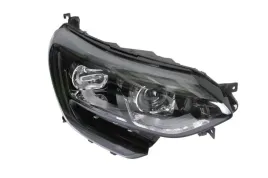 reflektor-swiatel-przednich-046751-val