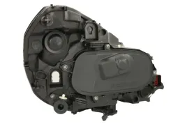 reflektor-swiatel-przednich-046956-val
