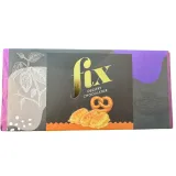 fix-dessert-chocolatier-pick-up-a-pretzel-midnight-edition-forma-w-tabliczkach