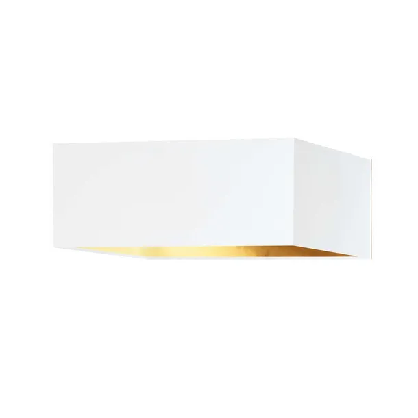 geometryczna-lampa-sufitowa-do-salonu-z-kwadratowym-abazurem-ze-zlotym-wnet