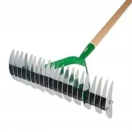 aerator-reczny-do-trawnika-dwustronny
