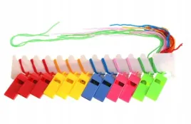 zestaw-12-szt-gwizdek-plastikowy-ze-sznurkiem