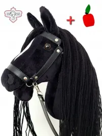 zestaw-hobby-horse-ikar-duzy-kon-na-patyku-oglowie-czarne-wodze-jablko