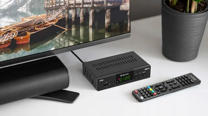 tuner-dekoder-tv-dvb-t2-h-265-hevc-usb-cabletech