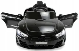 audi-e-tron-rs-gt-skora-eva-auto-na-akumulator-90w