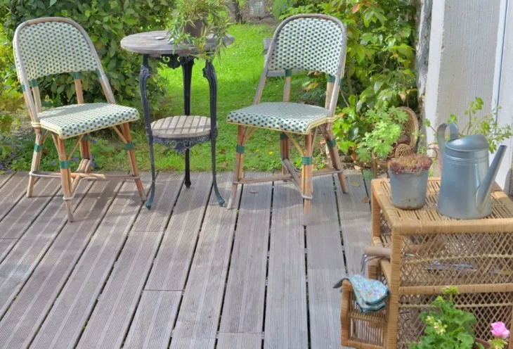 olej-do-drewna-tarasow-plotow-elewacji-sadolin-superdeck-wenge-5l-przeznaczenie-do-drewna