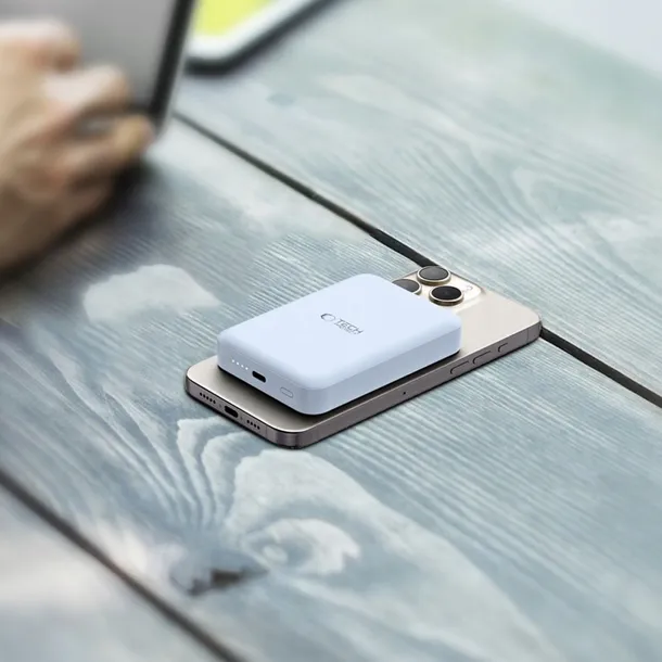 powerbank-tech-protect-10000-mah-niebieski-wysokosc-produktu-37-7-cm