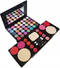 ads-fashion-avenue-zestaw-do-makijazu-podrozny