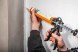 pistolet-do-silikonu-neo-tools-300-waga-narzedzia-1-kg