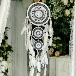 lapacz-snow-potrojny-szydelkowy-boho-dekoracja-amulet-idealny-prezent-22cm