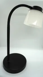 lampka-led-380-lumenow-lampa-stolowa-szkolna-nocna-na-biurko-komode-czarna