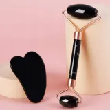 zestaw-roller-do-twarzy-gua-sha-pudelko-czarny-stan-nowy