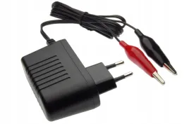 prostownik-ladowarka-do-akumulatorow-zelowych-12v-13ah-18ah