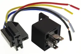 przekaznik-samochodowy-z-podstawka-12v-40a-blokada
