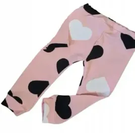 spodnie-dresowe-serca-na-rozu-rozmiar-116