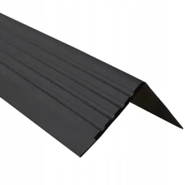 profil-na-schody-antyposlizgowy-40x60mm-150cm-czarny