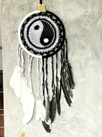 lapacz-snow-yin-yang-boho-rekodzielo-harmonia-rownowaga-czarno-bialy-27-cm
