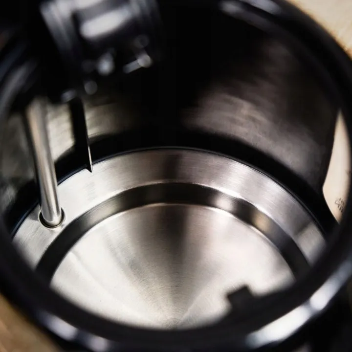 czajnik-elektryczny-eldom-c280c