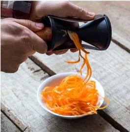 temperowka-spiralna-do-warzyw-dwustronna-julienne