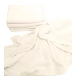 lilo-kocyk-pluszowy-75x95cm-mieciutki-koc-otulacz-delikatne-okrycie-bialy